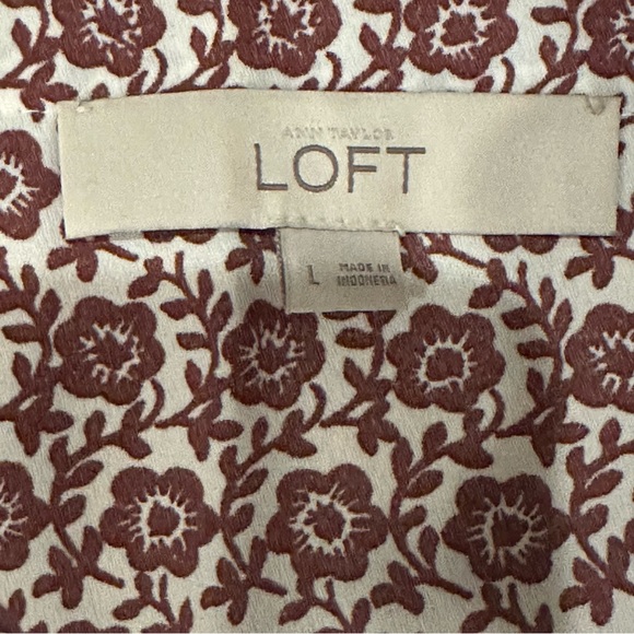 Ann Taylor Loft Patterned Shell - Picture 2 of 11